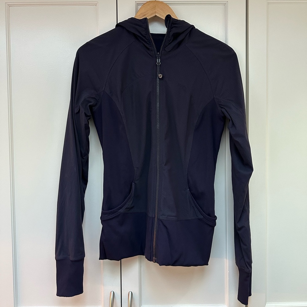 Lululemon “In Flux” Women’s Hooded Jacket / Size 10 / Purple
